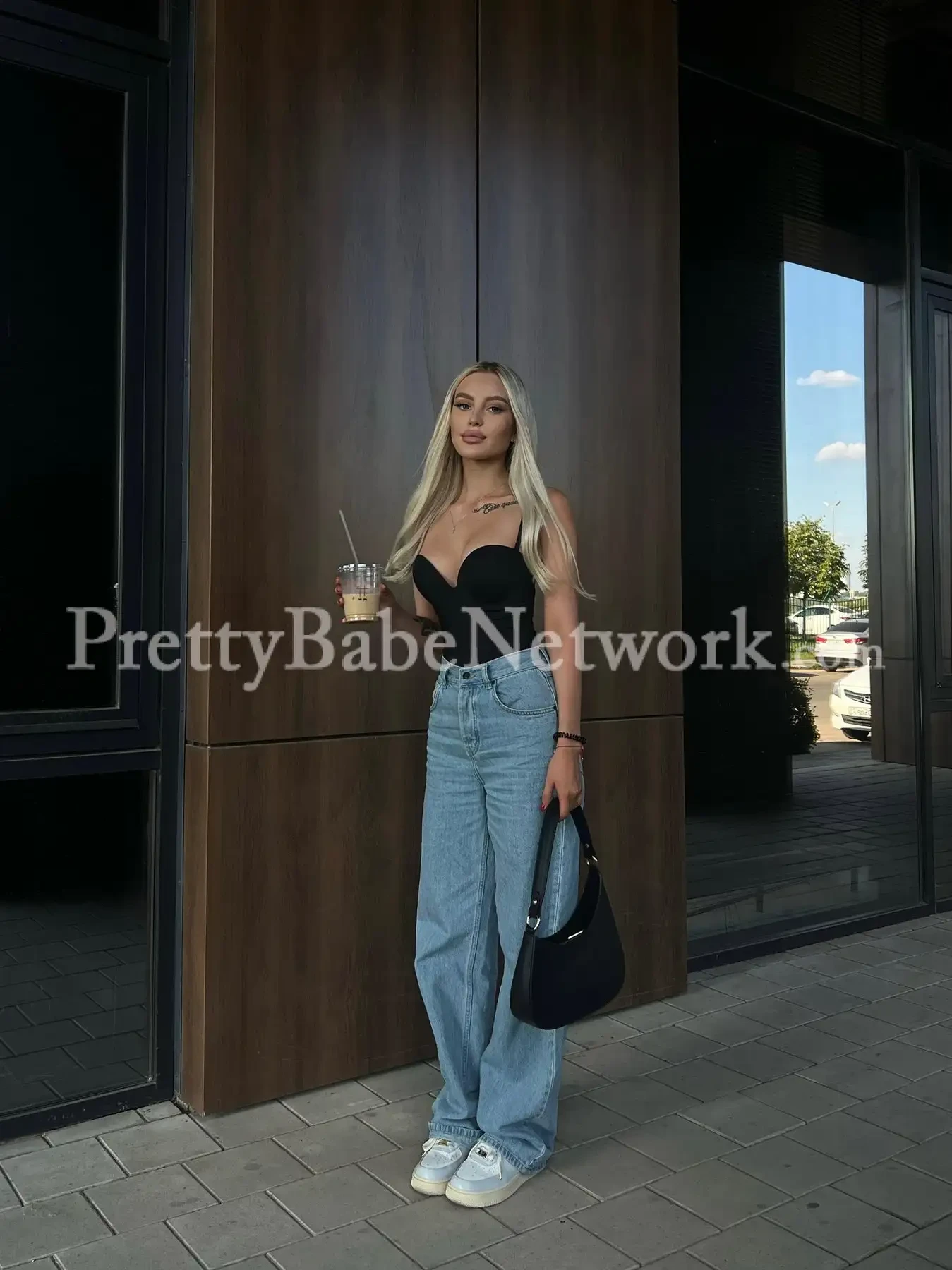 Yana - Just Arrived Kolkata Russian Escort in Esplanade 5* Hotels! Sex Hookups