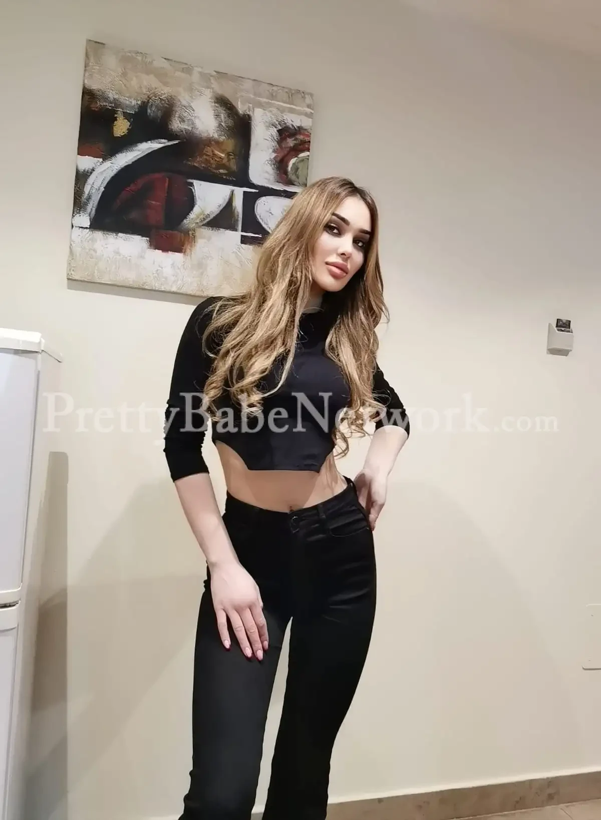 Actress VIP Spanish Escort Camila Offers You Best Sex near Gurgaon Sector 103
