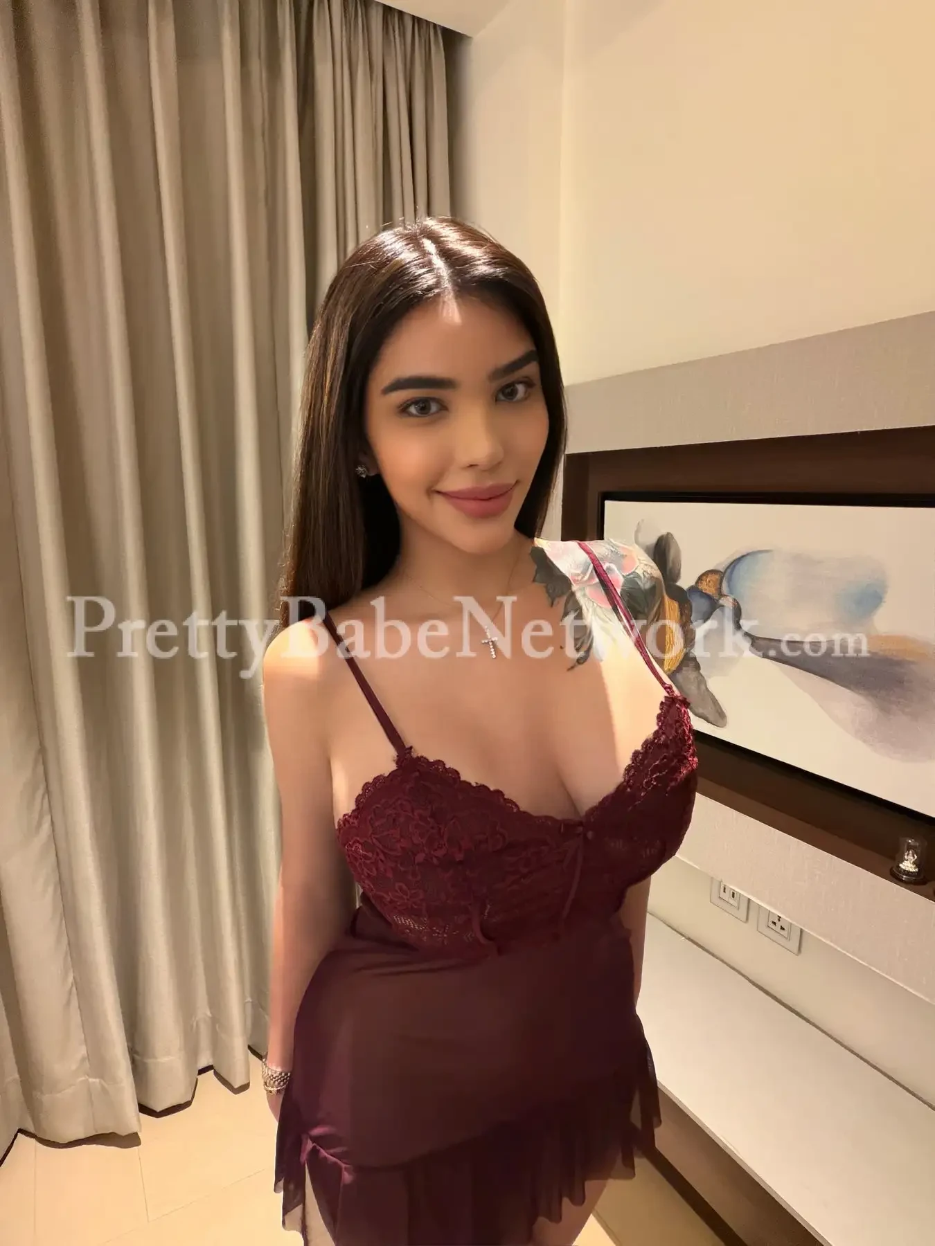 Safa- Model Arab Escort in Gurgaon 5* Hotels near Southern Peripheral Road