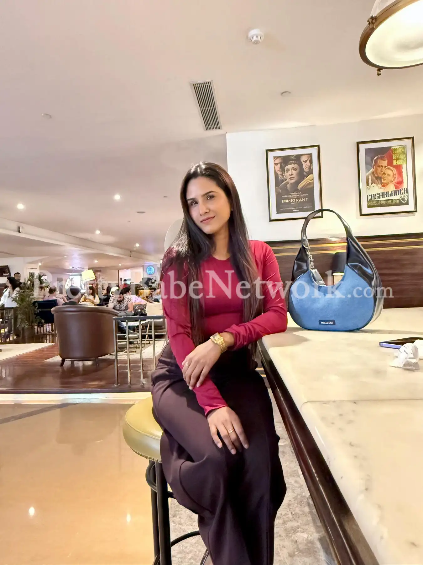 Saniya, I Can Offer You GFE Service in UB City, Bangalore