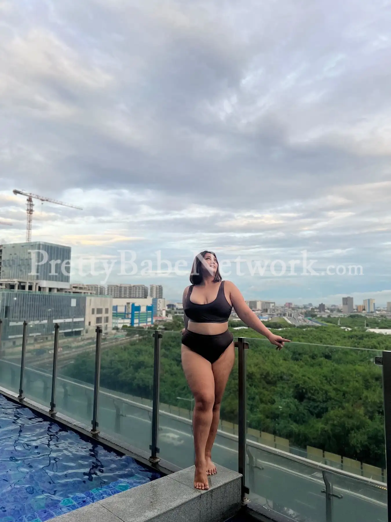 Voluptuous Singaporean Girl Haley is Here in Gurgaon for Submissive Sessions