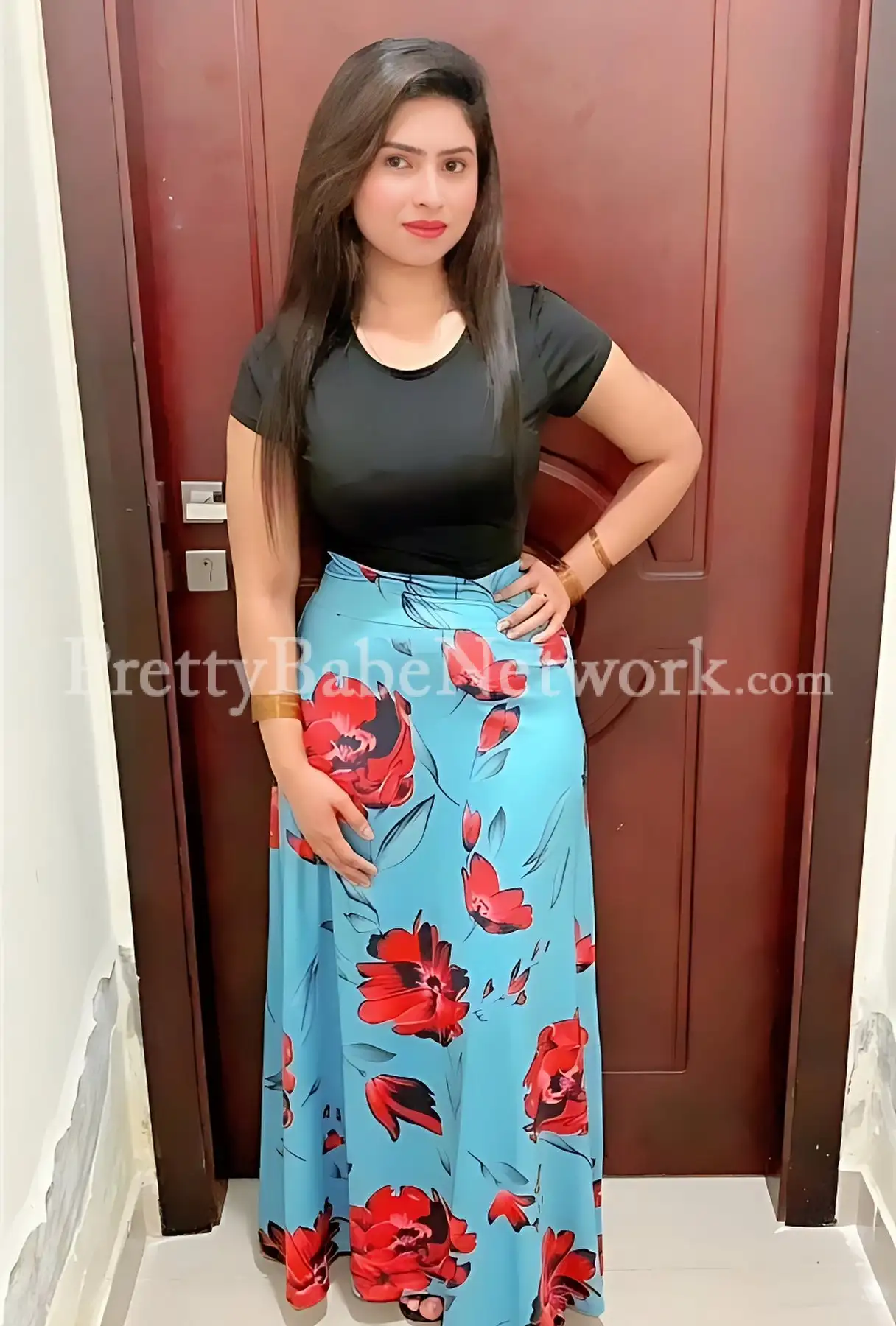 Call Bhabhi Escort Malini for BDSM Sex near Golf Course Extension, Gurgaon