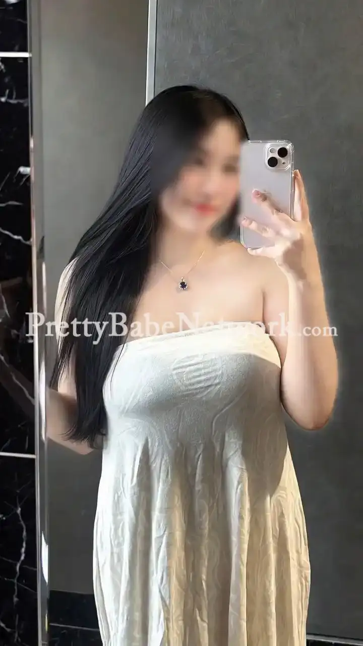 Beautiful, mature, verified, independent Thai escort Pleng near The Zuri Whitefield Hotel - Thai Housewife escorts in Bangalore