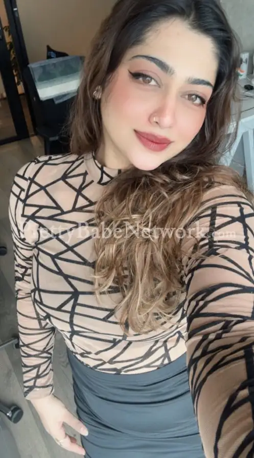 I'm Sapna- Kind of Housewife & Escort for Meet N Fuck near Gurgaon Sector 22