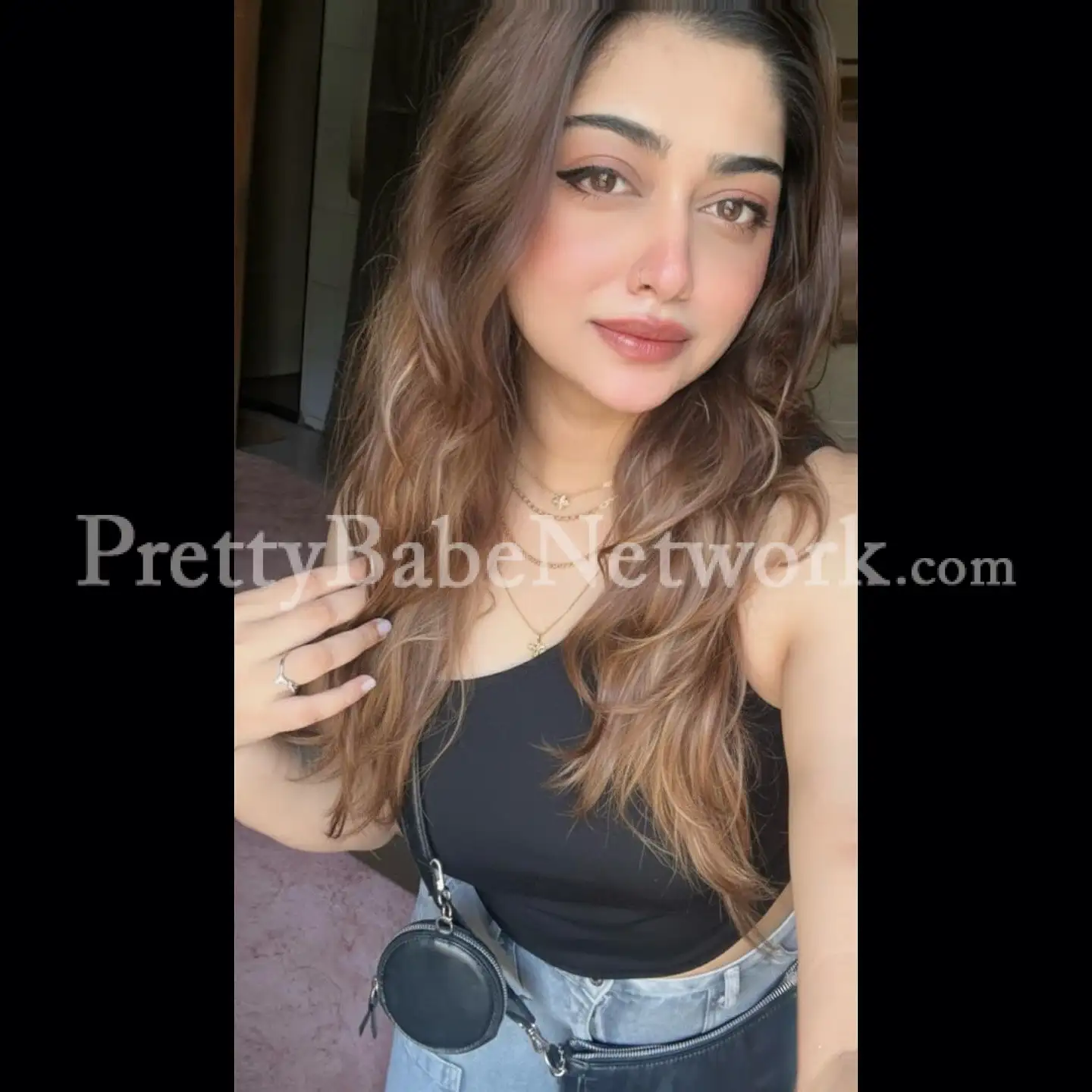 I'm Sapna- Kind of Housewife & Escort for Meet N Fuck near Gurgaon Sector 22