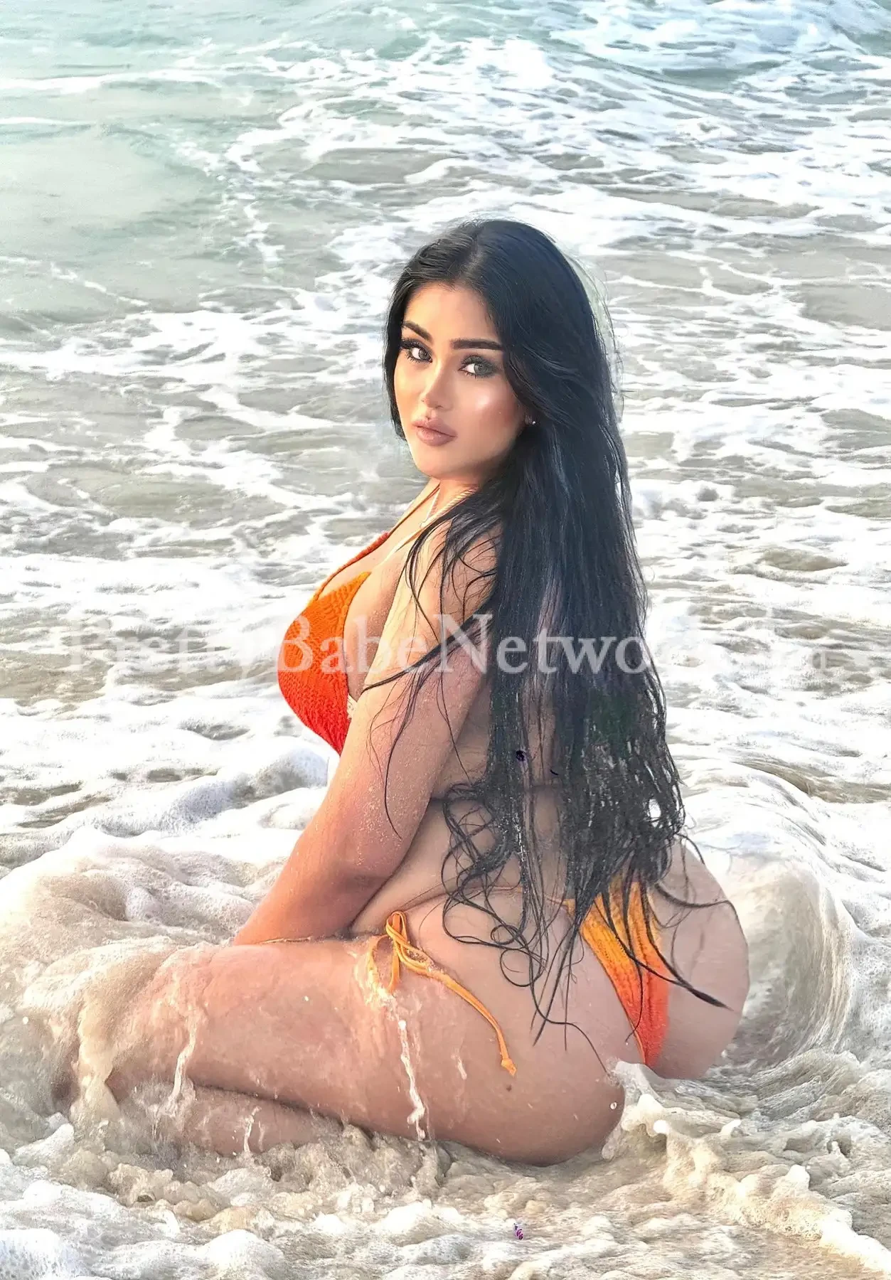 Call Masseuse Thai Escort Sofia for Massage Sessions in DLF Phase 1, Gurgaon