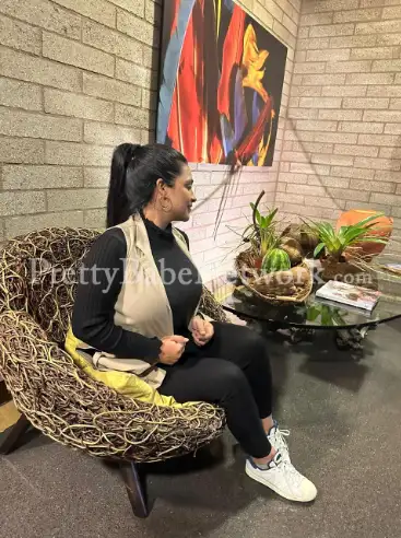 Modern Housewife Poonam—Mature Escorts in Mira Bhayandar, Mumbai