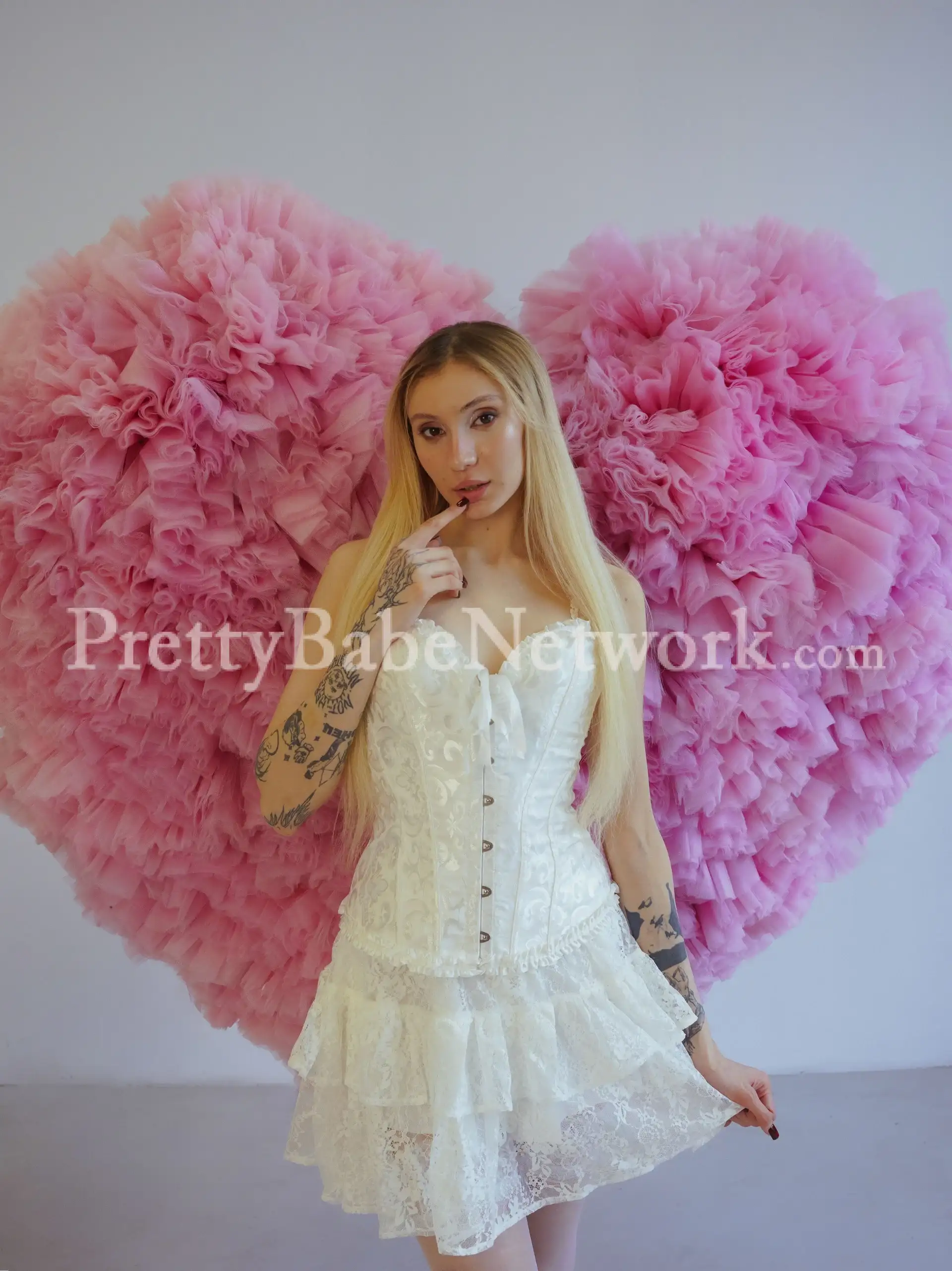 Pink Lips Mumbai Escort Acacia for Liplock and Unconditional Sex
