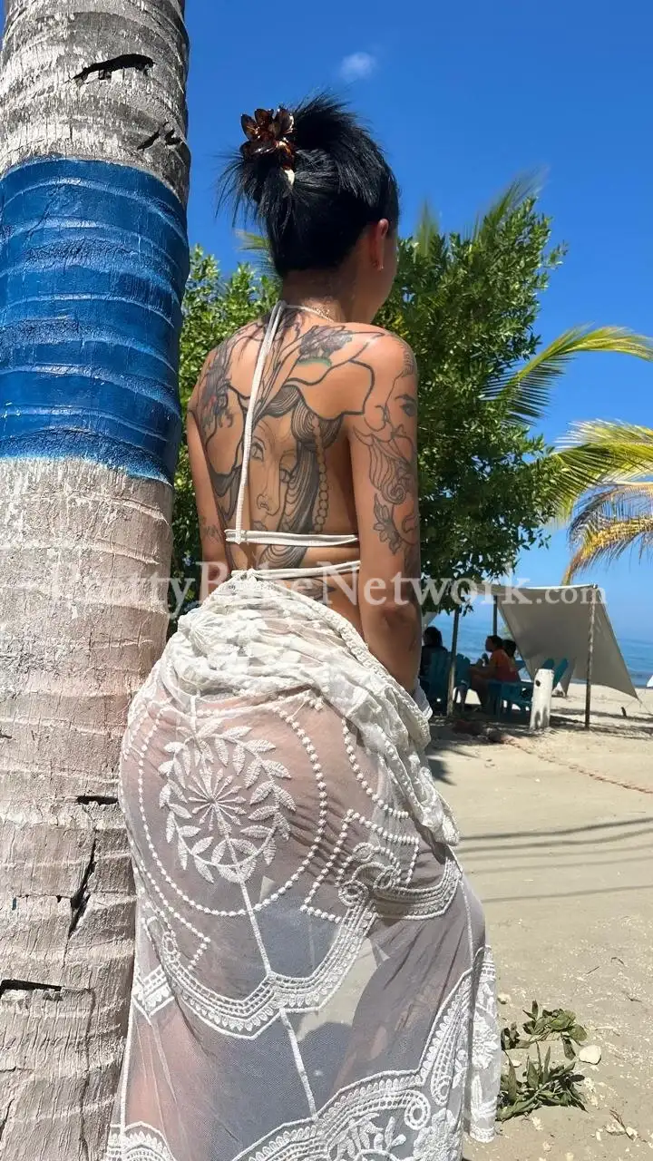 Tattoo Girl Yashika—An Erotic Juhu Escort for Beach Fun and Secret Sex