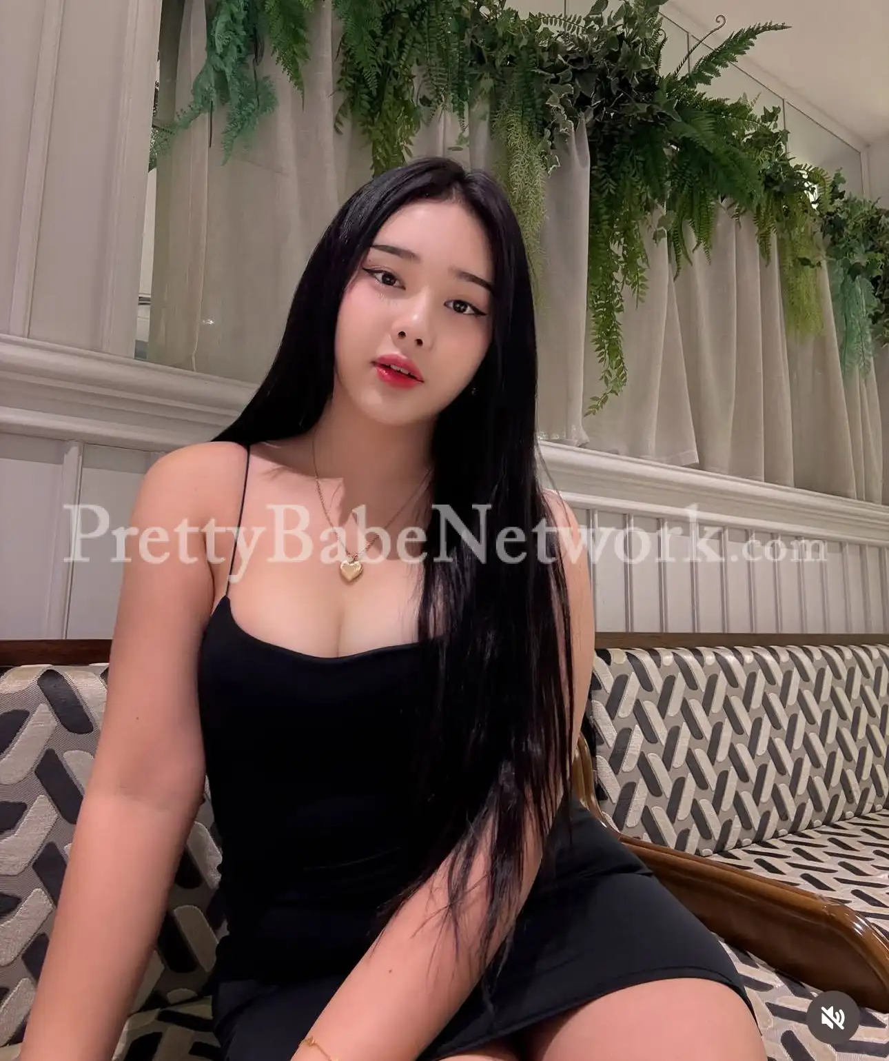 Fulfil All Your Erotic Desires with a Filipino Escort in Radisson Blu Hotel Paschim Vihar