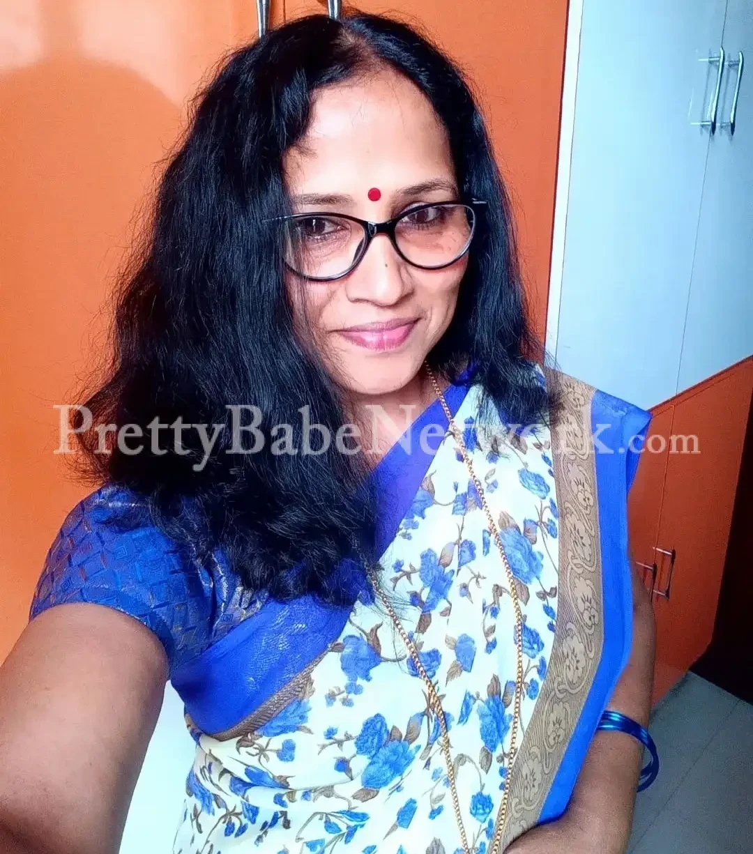 Bengali sexy aunty video call service - Indian escort  in Kolkata