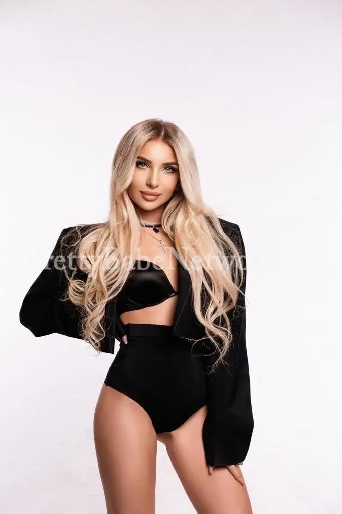 Join Polish VIP Escort Joanna near Chowringhee, Kolkata for Sex Hookups