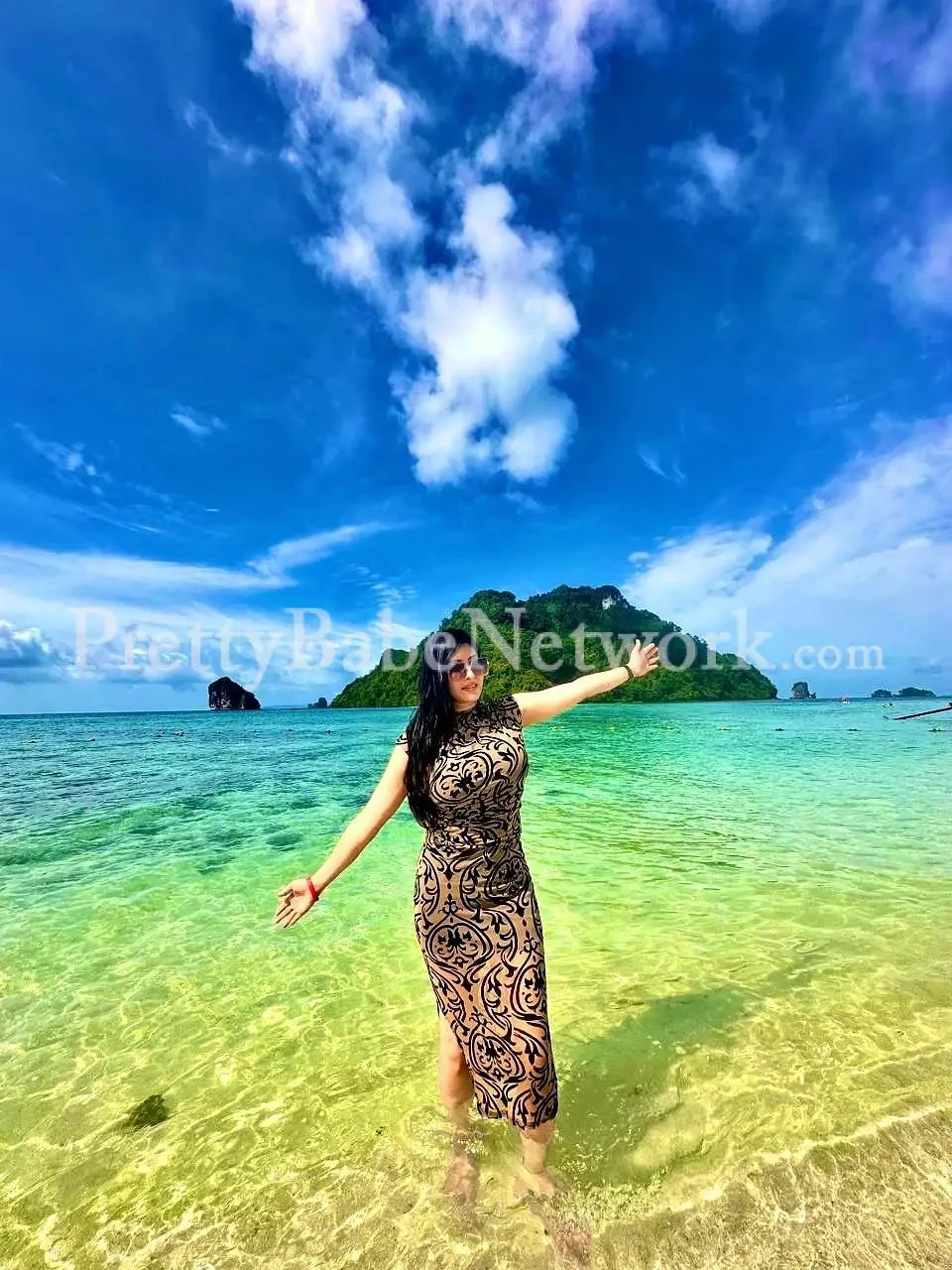 It's Me Rithika, Indian VIP Lake Town Escorts New in Kolkata! Private Dating & Hookup Service