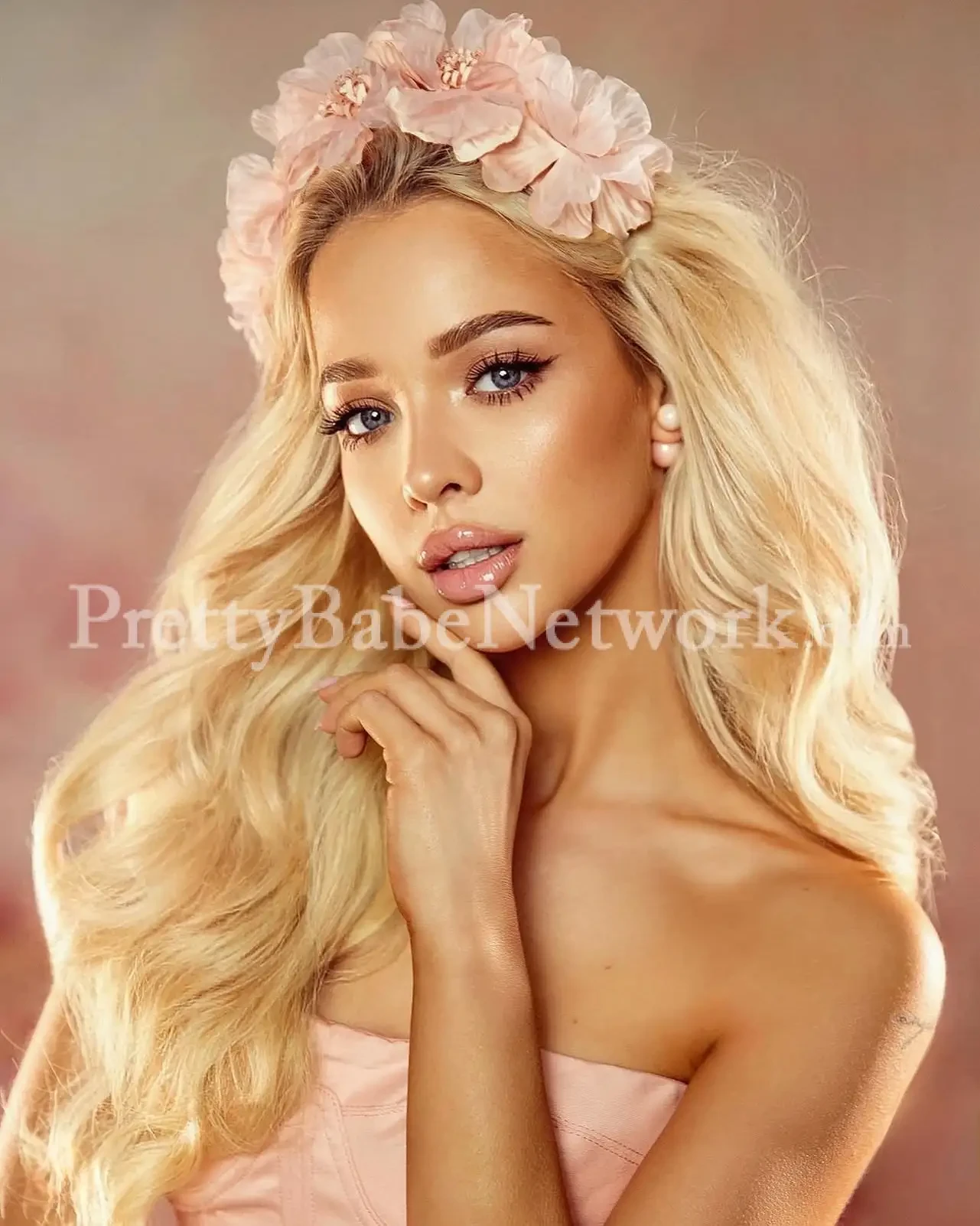 Meet Belarusian Escort in Vivanta Hotel, Kolkata Sviatlana for High-Class Lovemaking Sessions