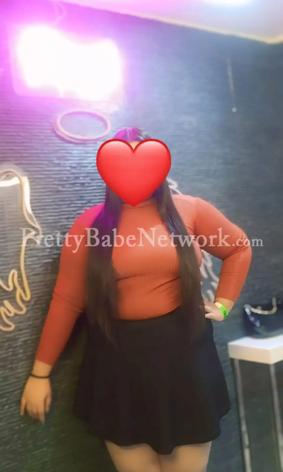 I'm an independent escort in Delhi - available for only outcall, cam session, and real sex meetup