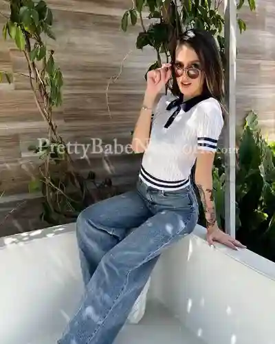 Young American Escort Girl Anna For Ideal Companion